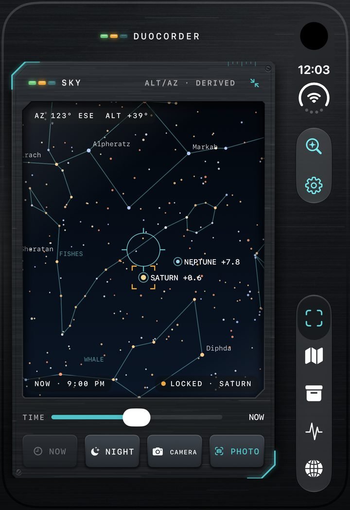 Closed cover screen: SKY map with constellations, Neptune and Saturn labelled, Saturn locked, a 9:00 PM time slider and Night, Camera and Photo controls